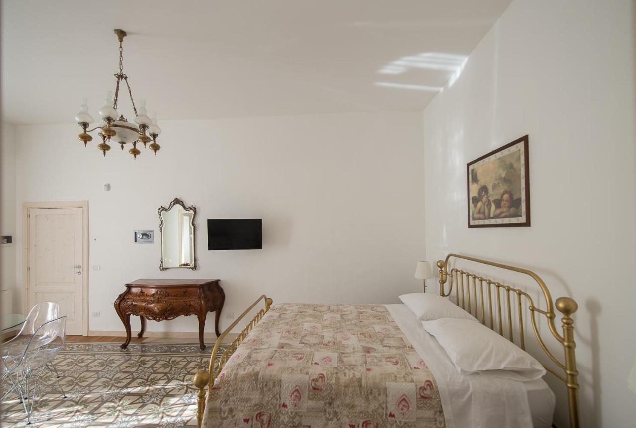 Ai Cappuccini Guest House ノイカッタロ エクステリア 写真