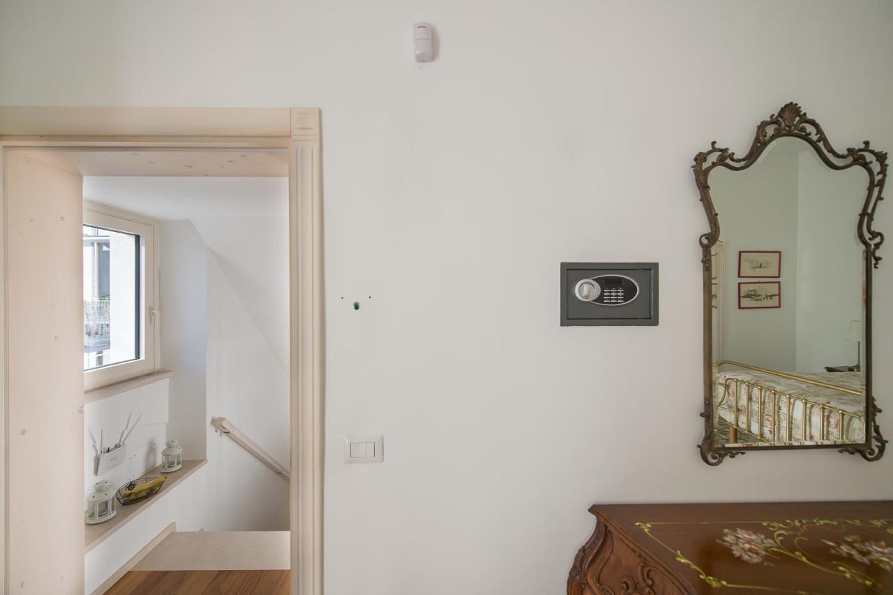 Ai Cappuccini Guest House ノイカッタロ エクステリア 写真