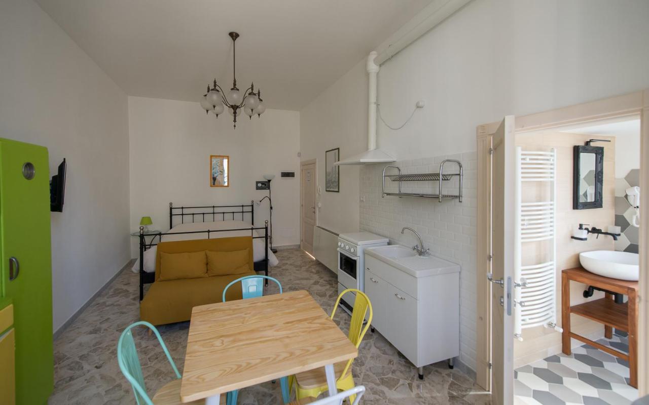 Ai Cappuccini Guest House ノイカッタロ エクステリア 写真